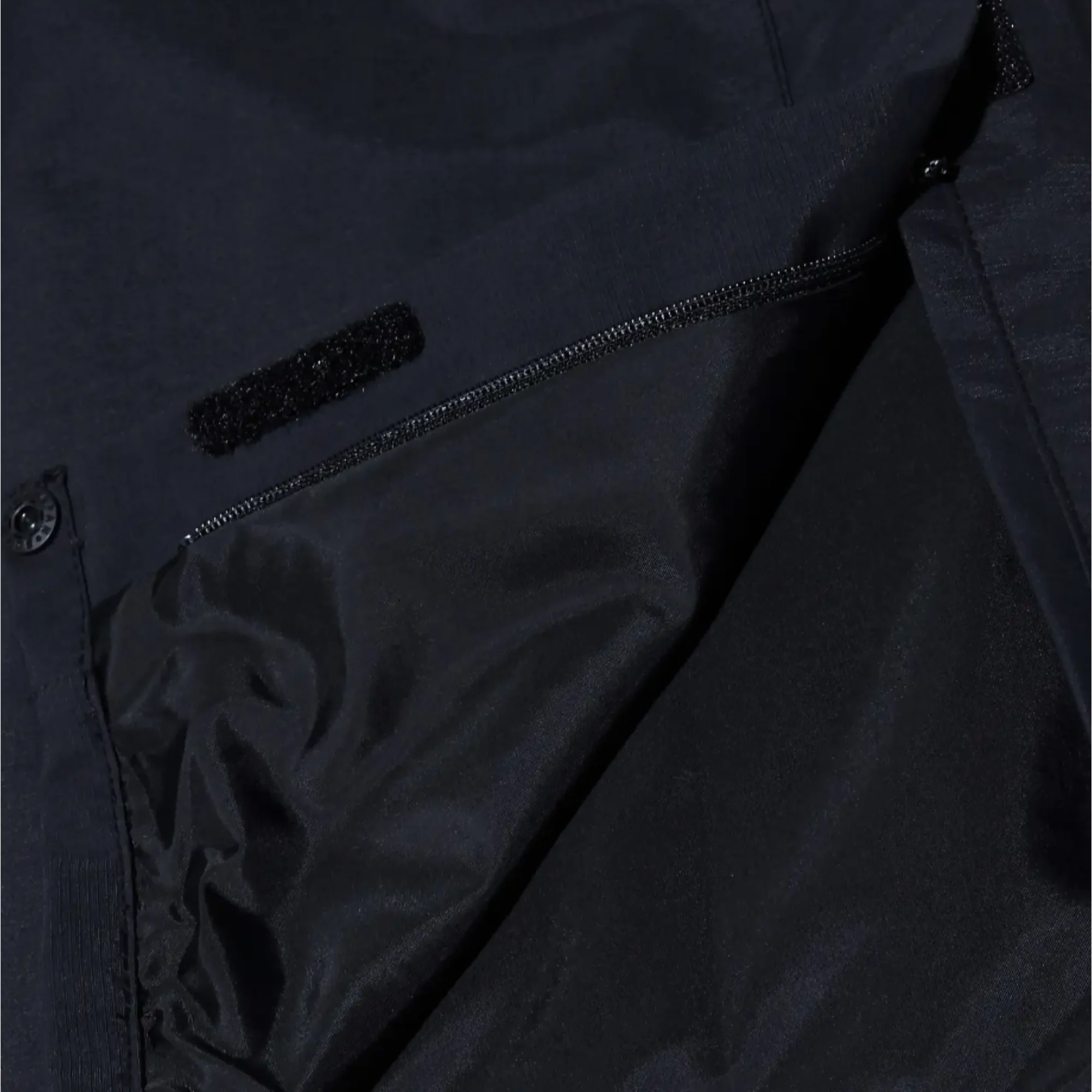 Berghaus Men's Hillwalker 2L Gore-Tex Over-Trousers (Black) - Image 11