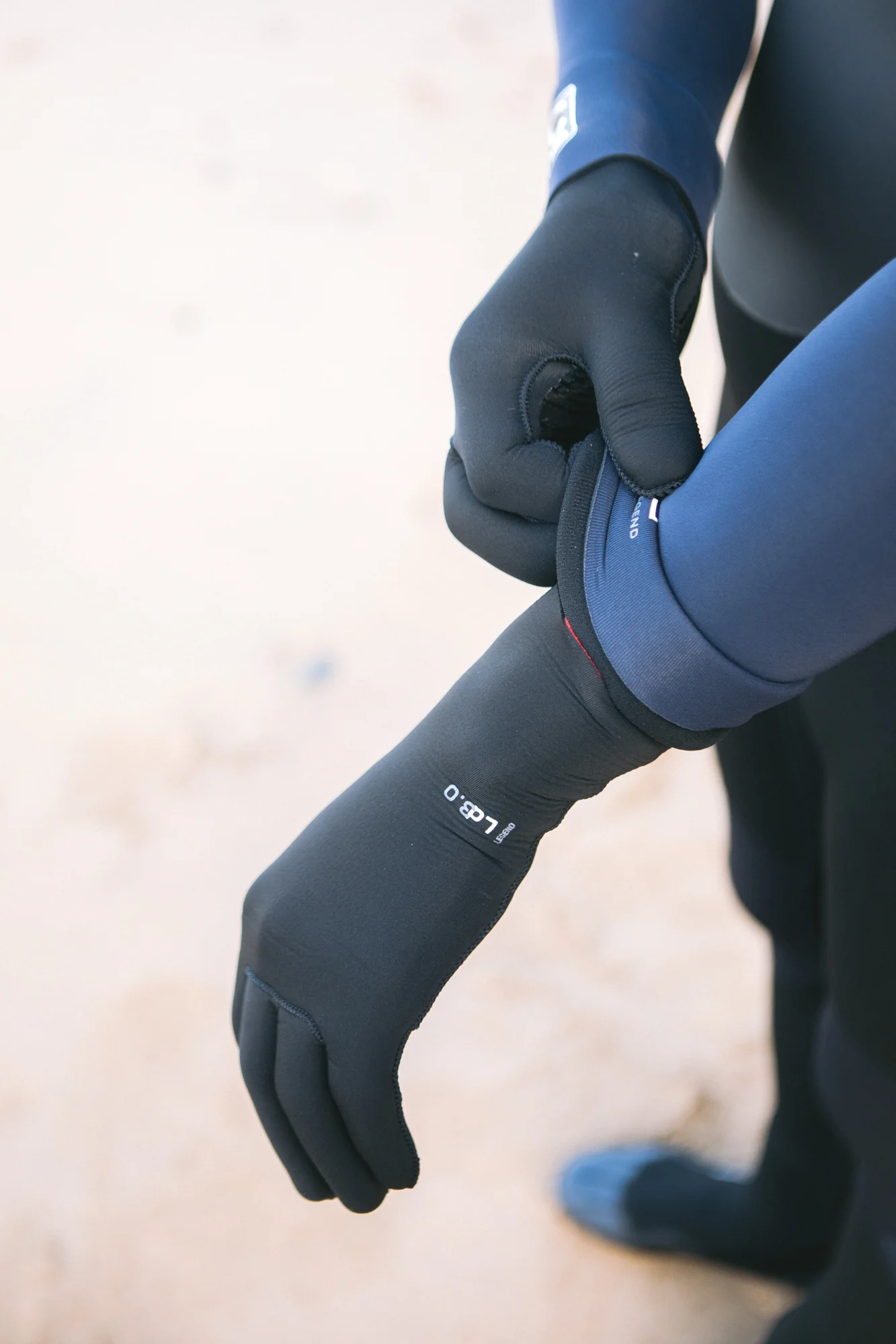 C-Skins Unisex Legend GBS Neoprene Thermal Swim/Watersports Gloves (Black)(3mm) - Image 5