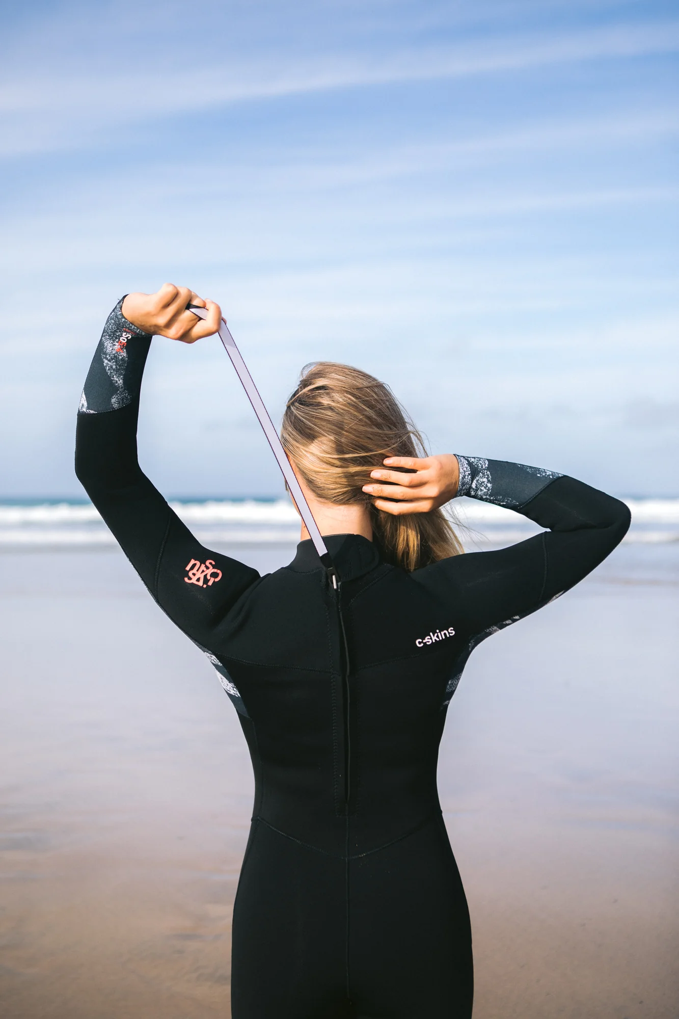 C-Skins Women's Solace 5/4/3mm Back Zip GBS Steamer Wetsuit (Black/Tropical/Black Rose) - Image 11