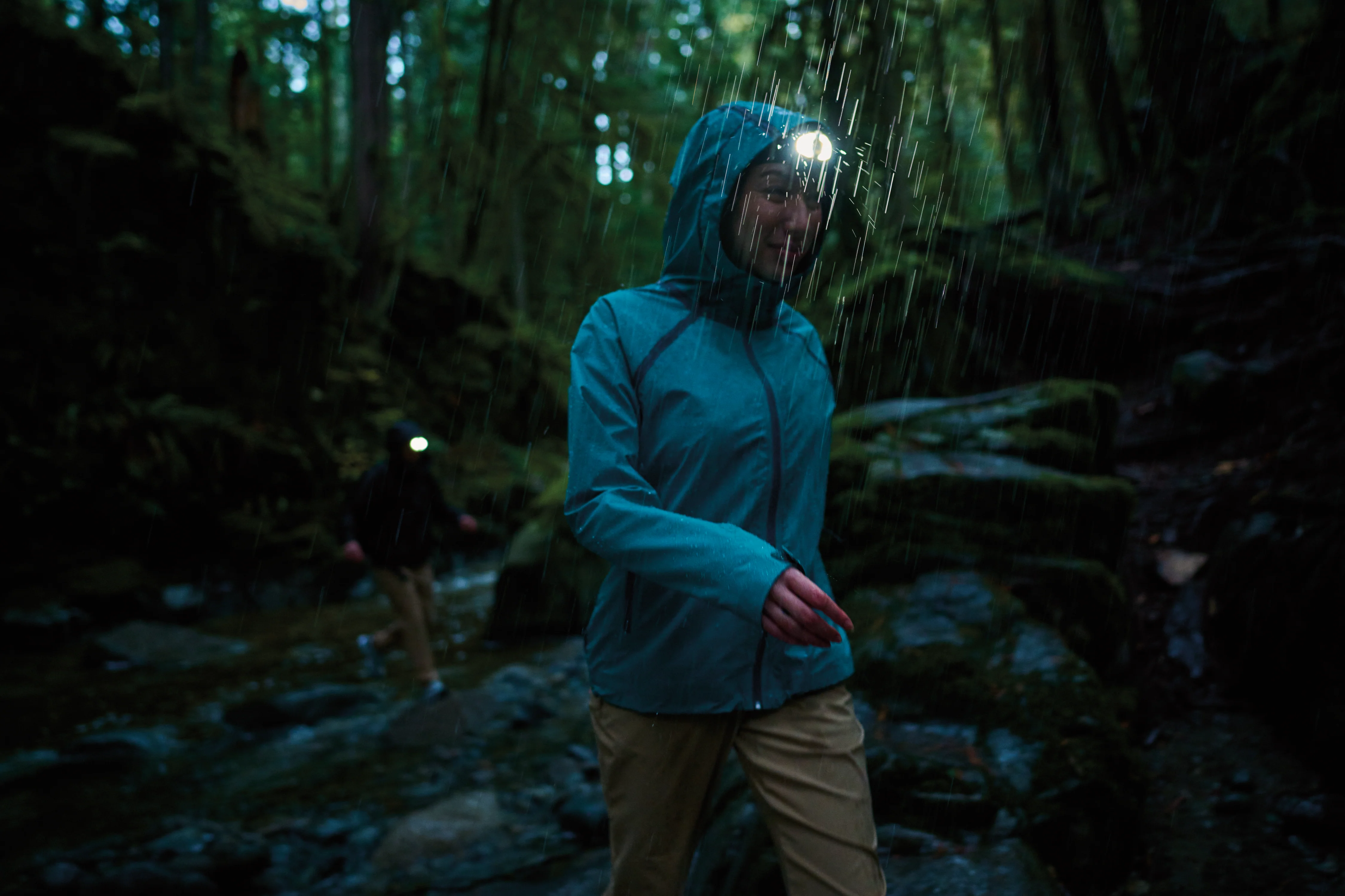 Columbia Women's Reign No Shine Outdry Extreme Waterproof Jacket (River Blue) - Image 29