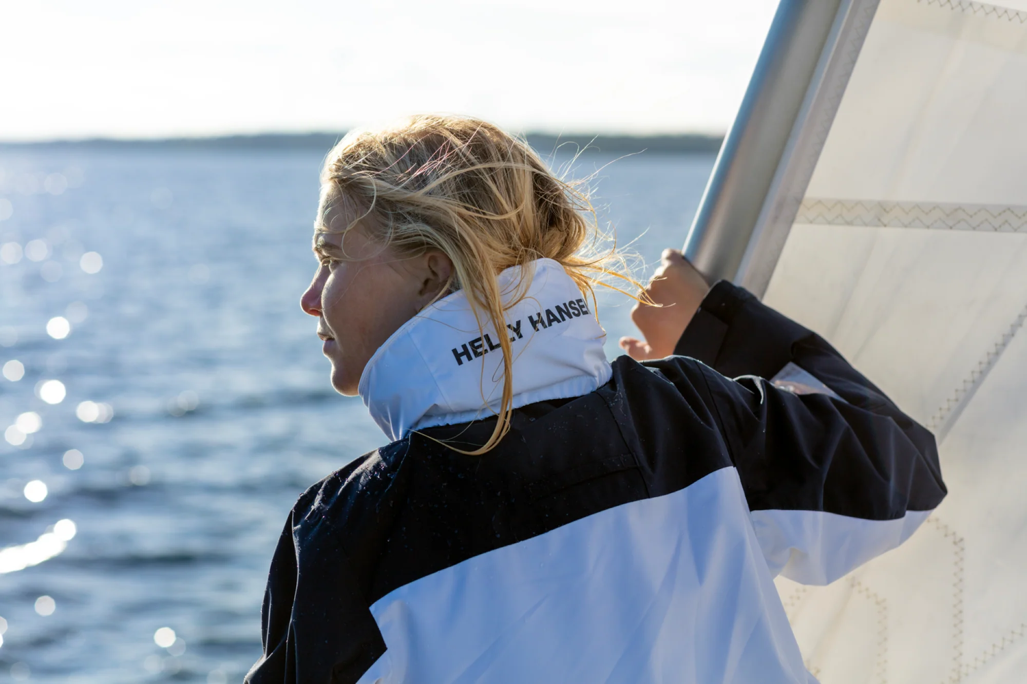 Helly Hansen Women's Quayside Waterproof Sailing Jacket (White) - Image 10