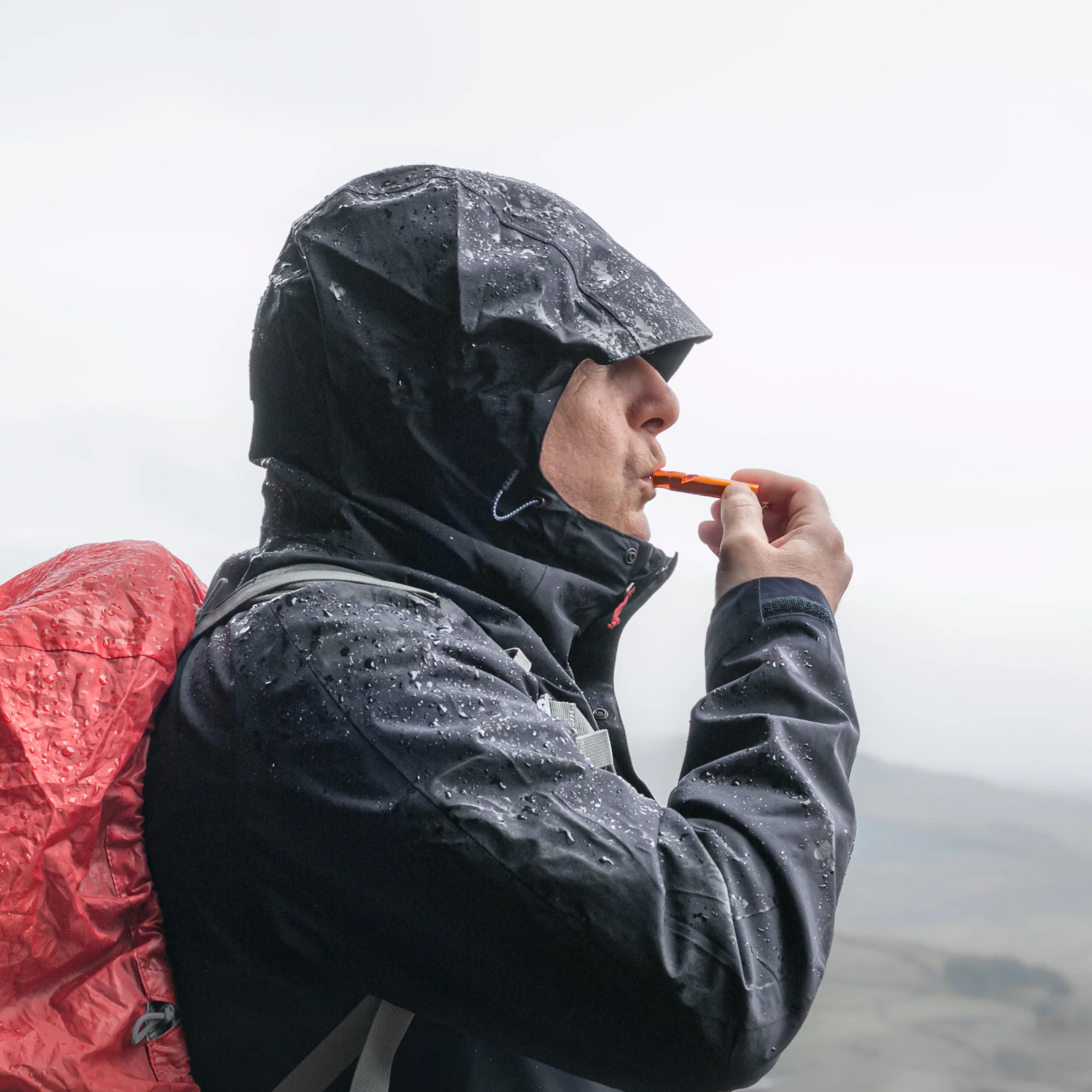 Lifesystems Mountain Whistle (Grey OR Orange) - Image 4