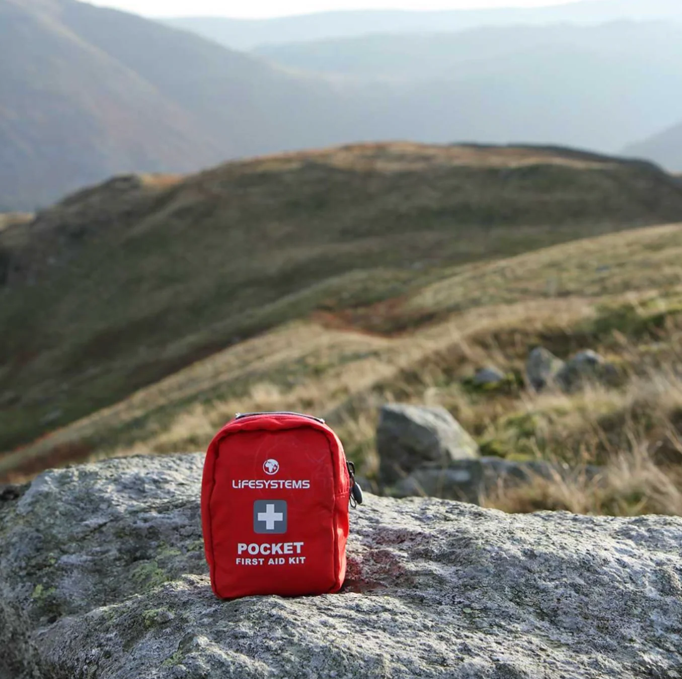 Lifesystems Pocket First Aid Kit - Image 6