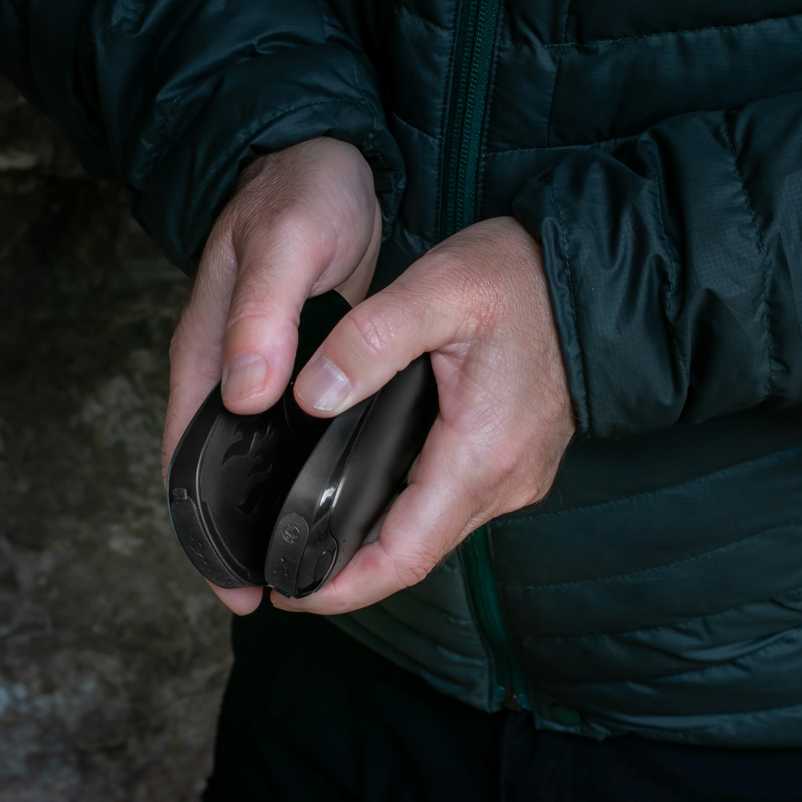 Lifesystems Rechargeable Dual Palm Handwarmers - Image 8