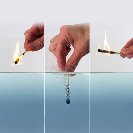 Lifesystems Stormproof Matches (25 Matches) - Image 2