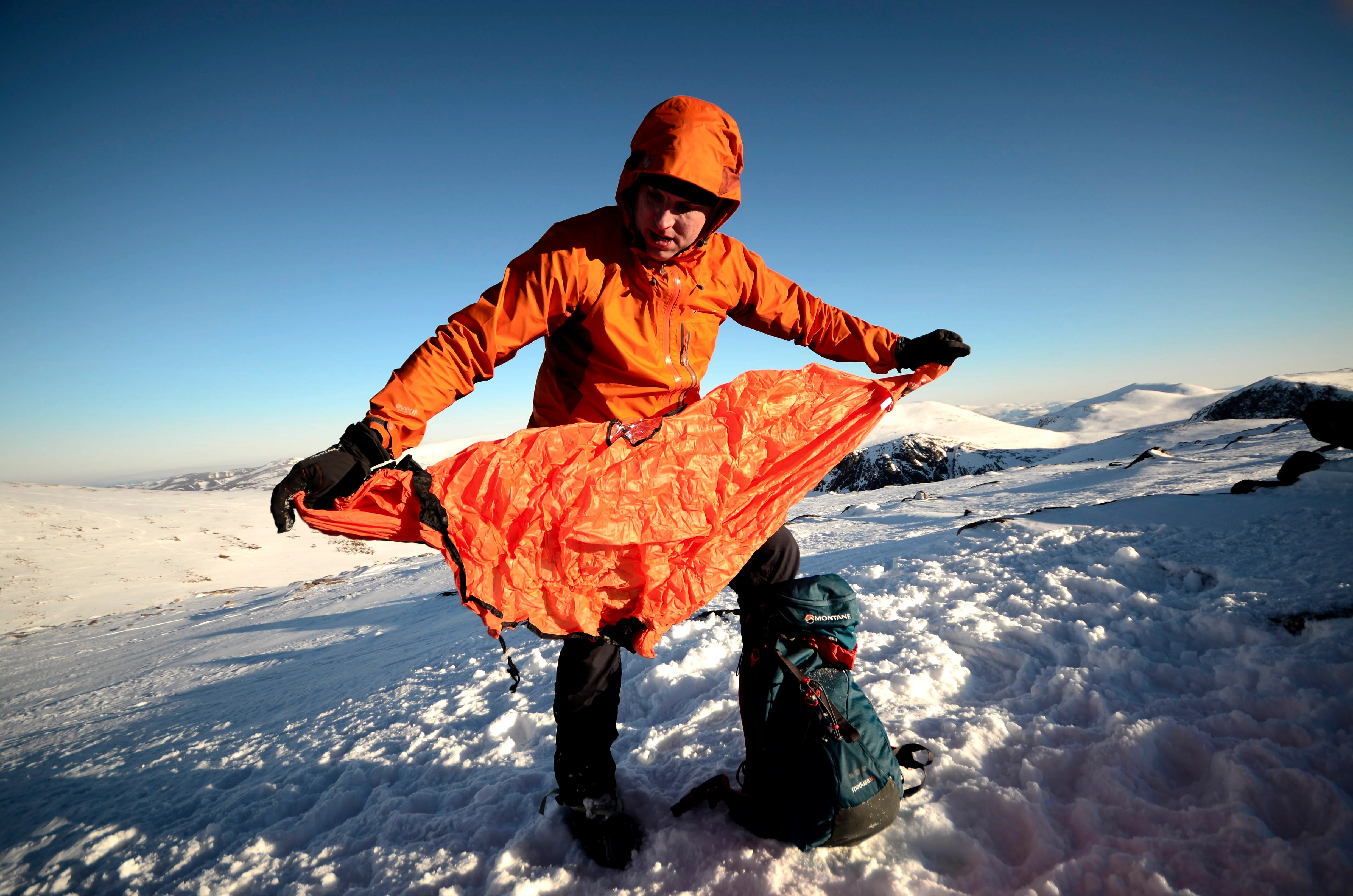 Lifesystems Survival Shelter (2 People)(Orange) - Image 11