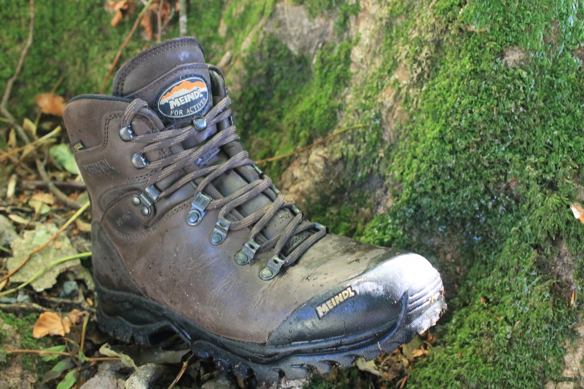 Meindl Men's Kansas Gore-Tex Hillwalking Boots (Old Loden) - Image 11