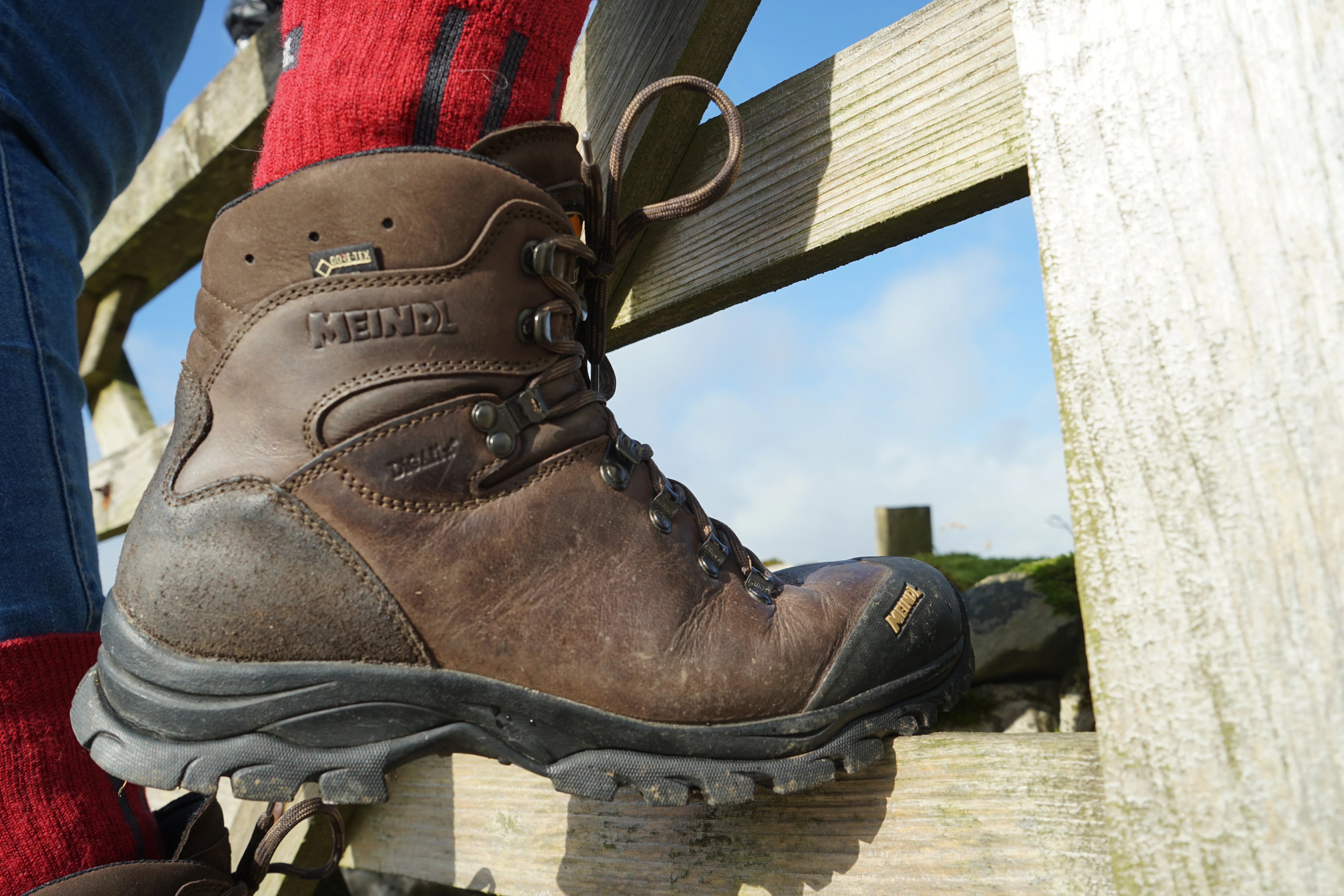 Meindl Men's Kansas Gore-Tex Hillwalking Boots (Old Loden) - Image 14