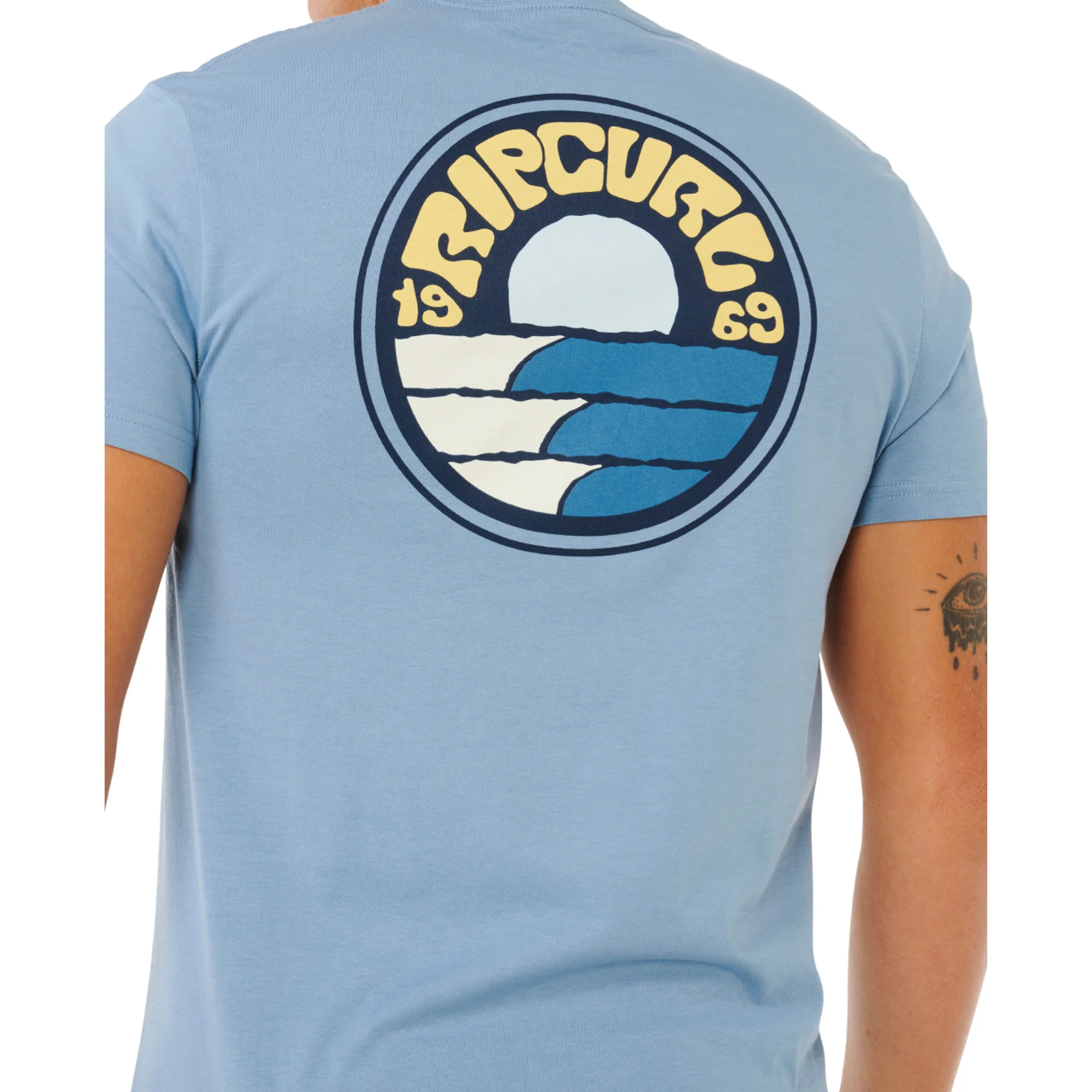 Rip Curl Men's Pacific Rinse Stacked Short Sleeve Tee (Faded Denim) - Image 6