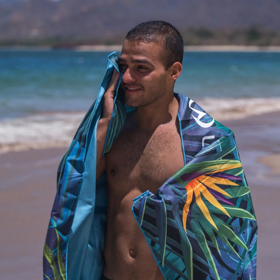 Lifeventure Recycled SoftFibre Giant Travel Towel (Tropical) - Image 3
