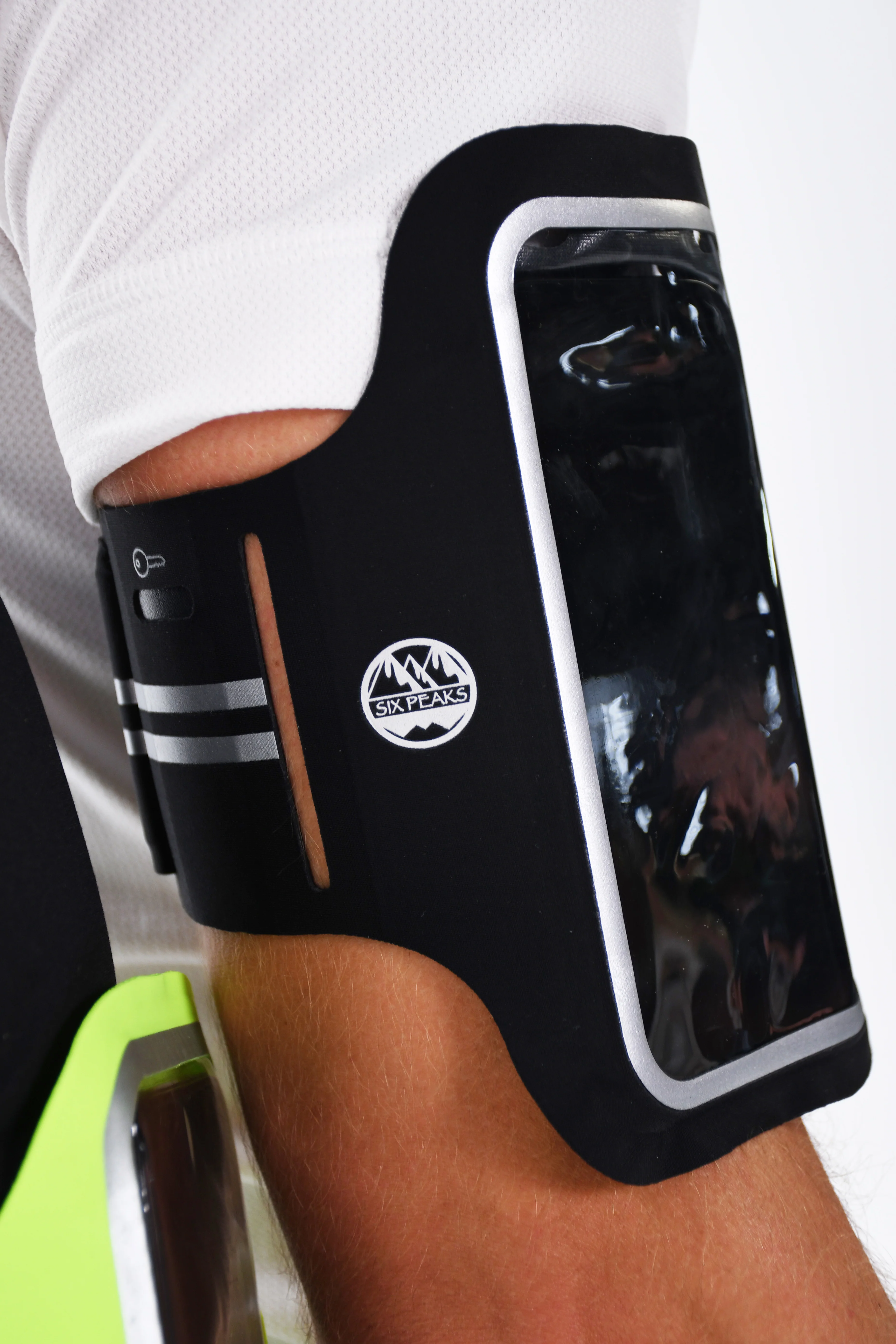 Six Peaks Armband Phone Holder (Black) - Image 6