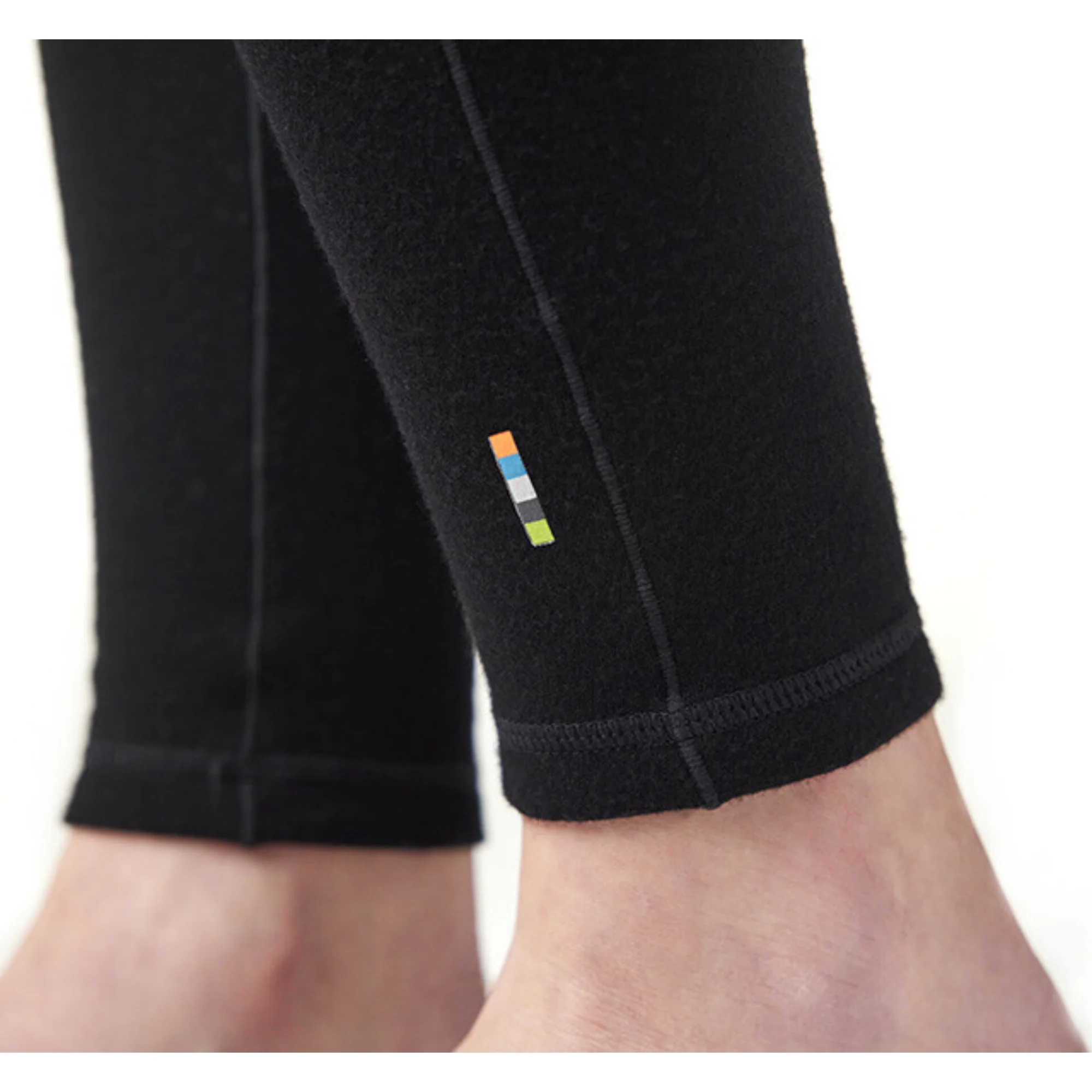 Smartwool Women's Classic Thermal Merino 250 Base Layer Bottoms (Black) - Image 4