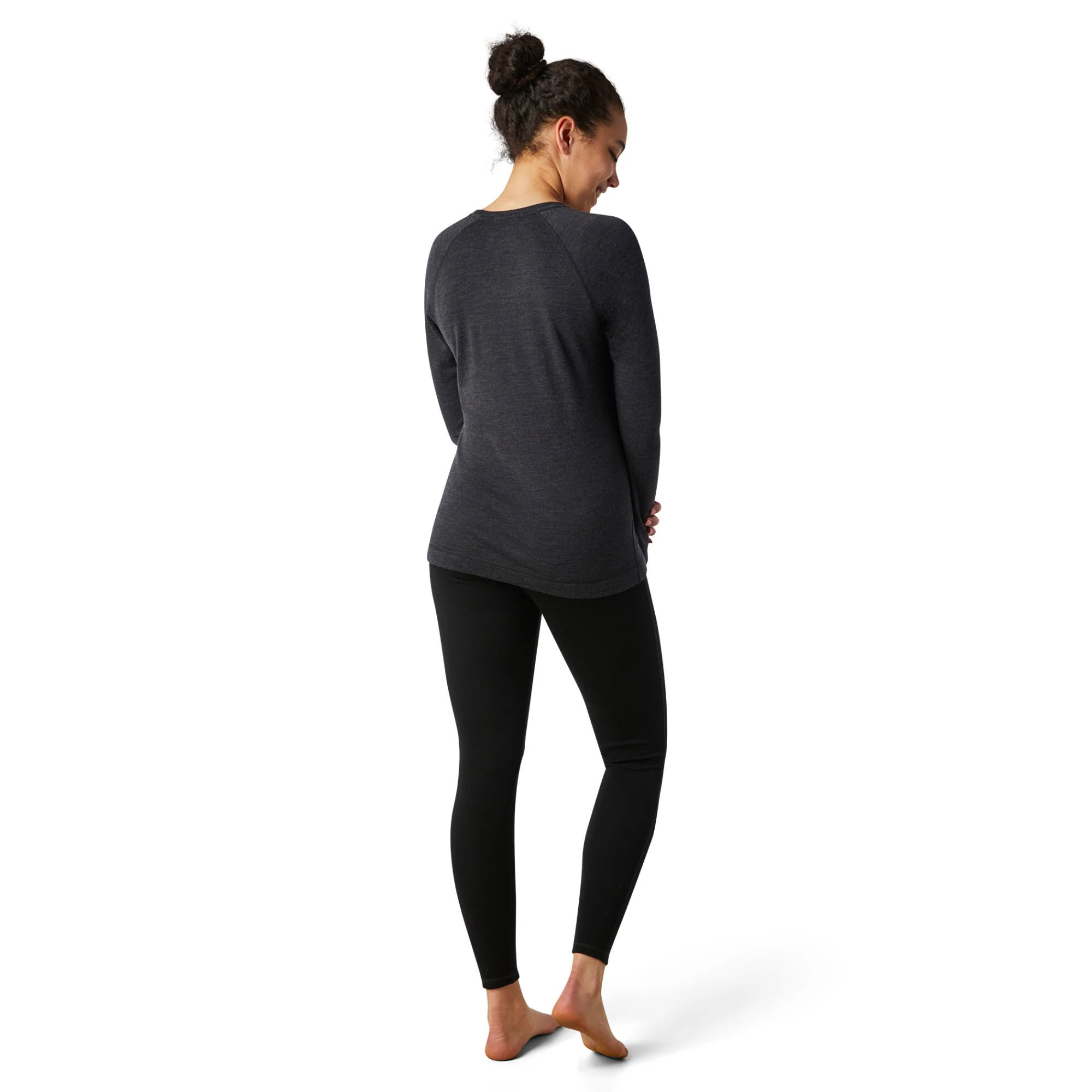 Smartwool Women's Classic Thermal Merino 250 Long Sleeve Crew Neck Base Layer Top (Charcoal Heather) - Image 6