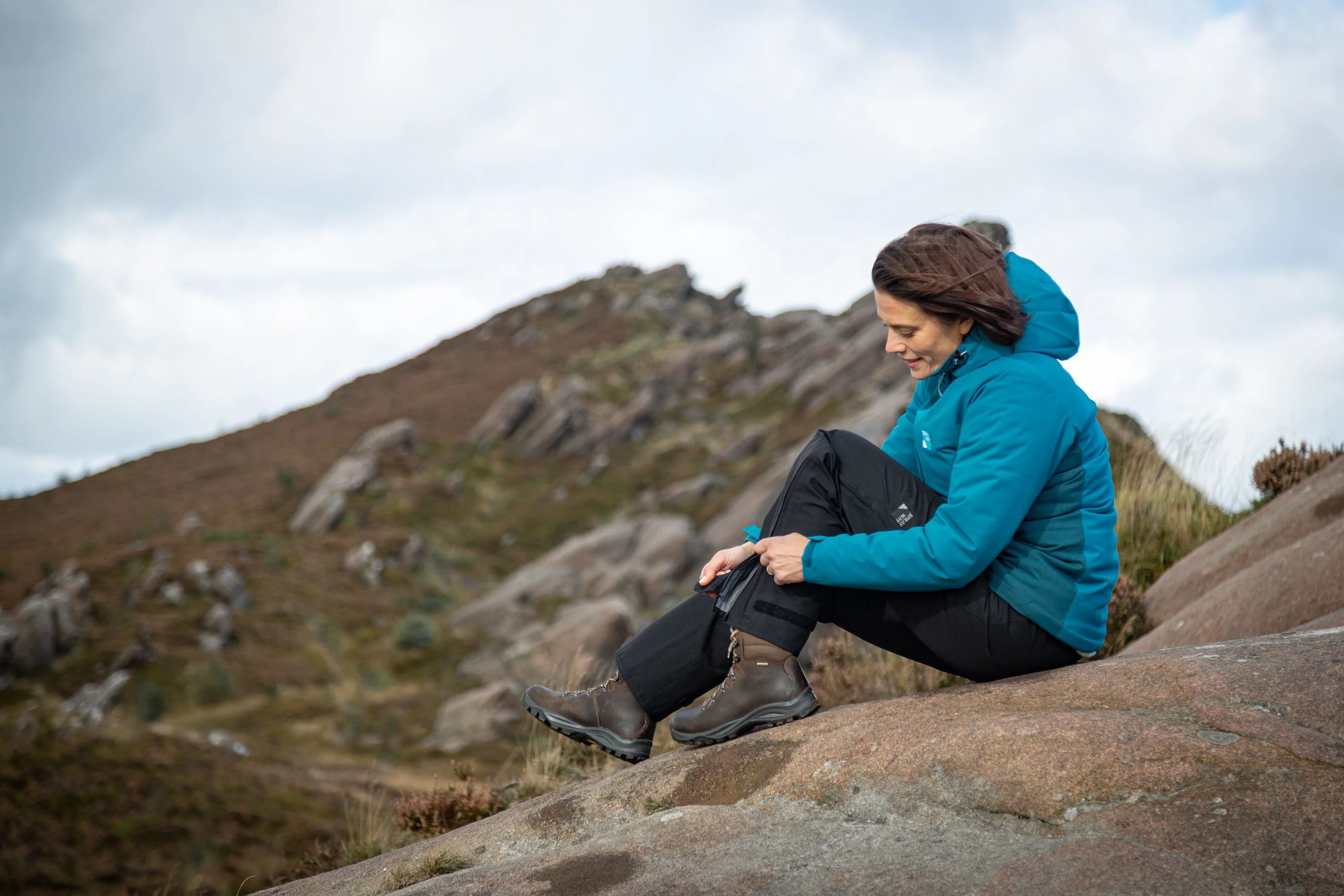 Sprayway Women's Mountain 3L Gore-Tex Over-Trousers (Black) - Image 9