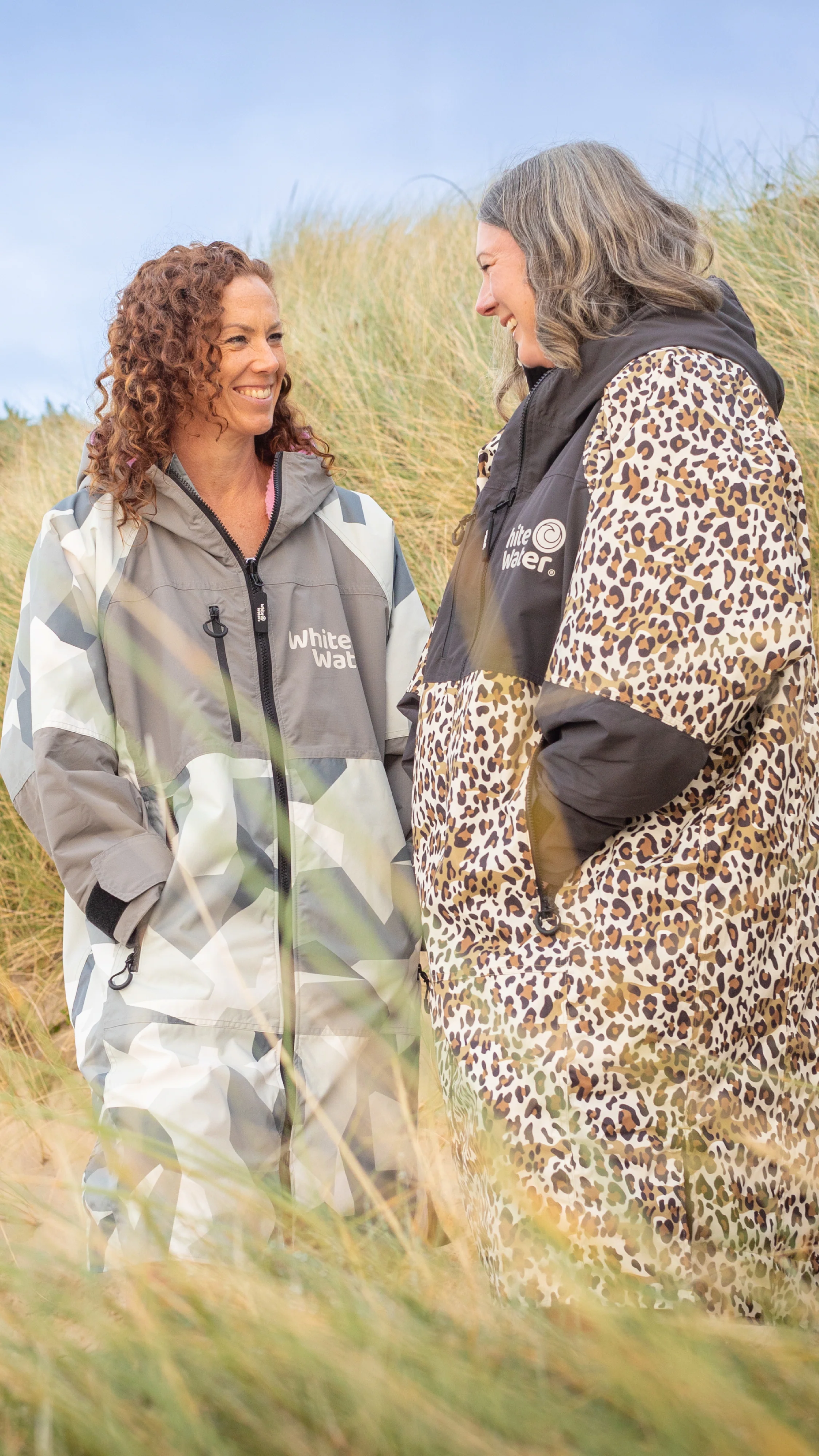 White Water Robes Unisex Hardshell Changing Robe - Adults (Arctic Camo/Pink Lining) - Image 11
