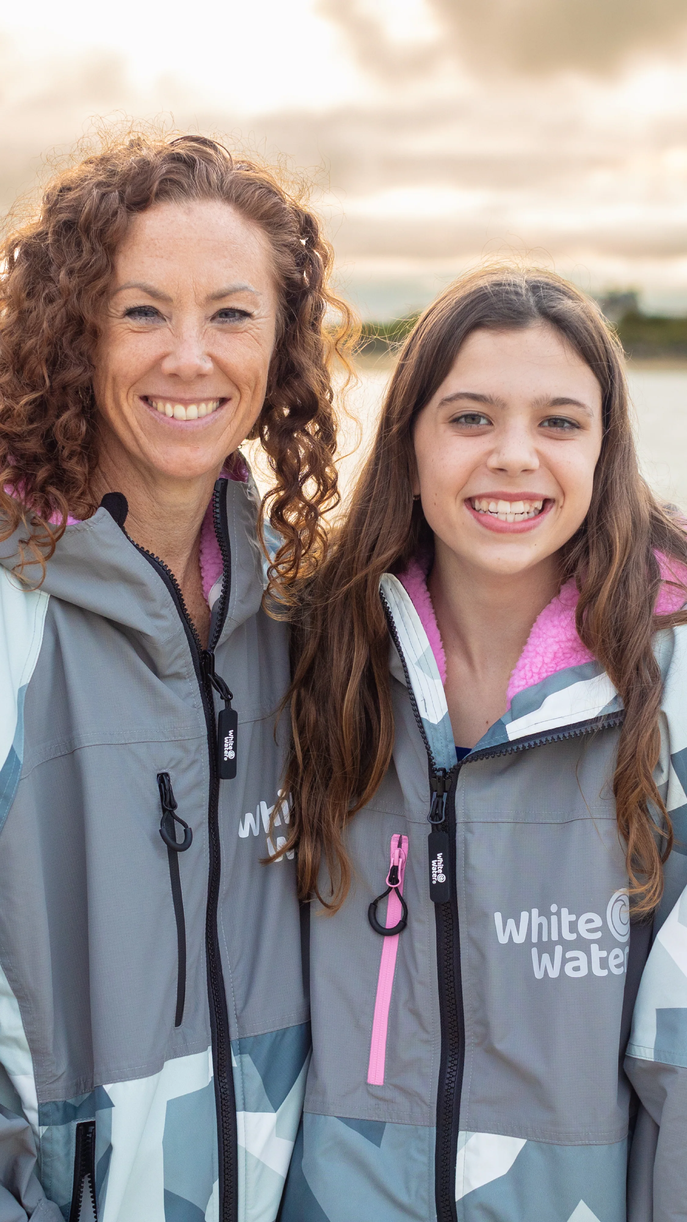 White Water Robes Unisex Hardshell Changing Robe - Adults (Arctic Camo/Pink Lining) - Image 12