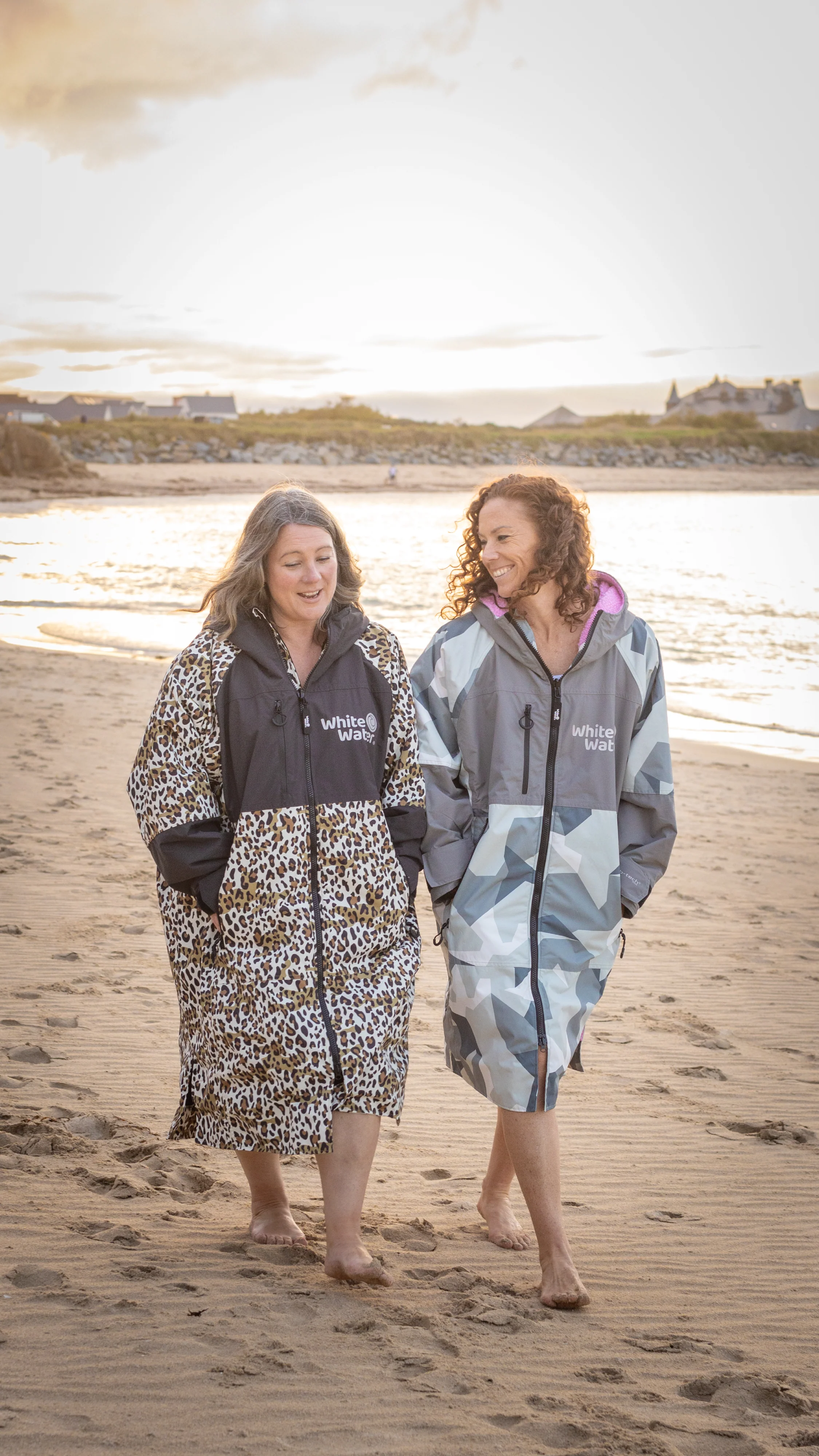 White Water Robes Unisex Hardshell Changing Robe - Adults (Arctic Camo/Pink Lining) - Image 16