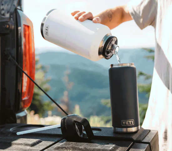 Yeti Rambler 26oz/769ml Insulated Bottle with Colour Straw Cap (Sea Foam) - Image 8