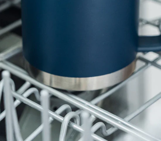 Yeti Rambler 20oz/591ml Travel Mug (Navy) - Image 5