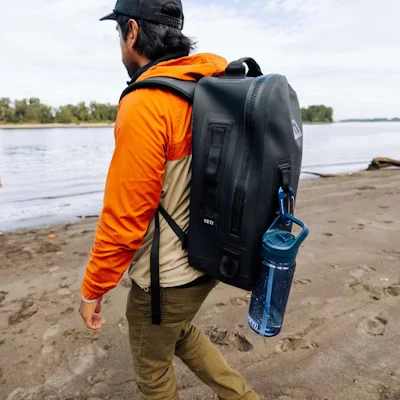 Yeti 25oz/750ml Yonder Tether Water Bottle with Colour Matched Straw Lid (Sea Foam) - Image 13