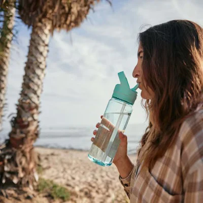 Yeti 25oz/750ml Yonder Tether Water Bottle with Colour Matched Straw Lid (Sea Foam) - Image 14